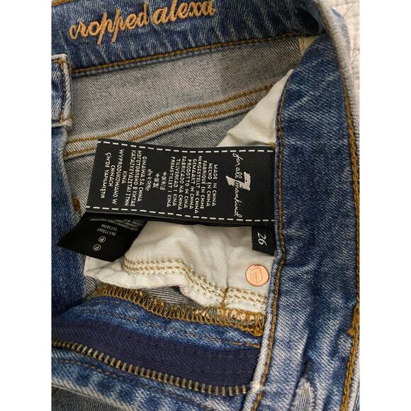 7 For All Mankind Cropped Alexa Jeans 26 Blue Denim Black Velvet Floral Appliqué - Picture 10 of 12